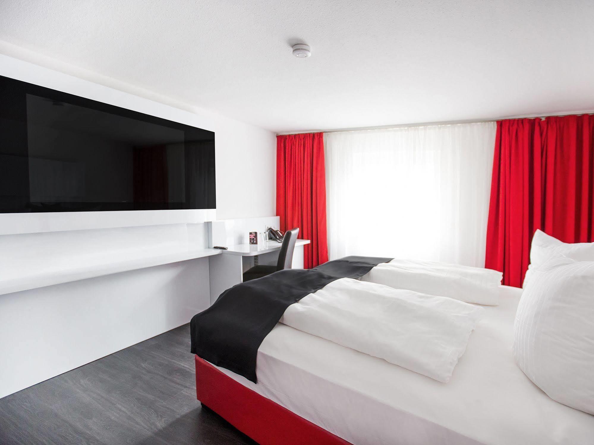 Dormero Hotel Филлинген-Швеннинген Экстерьер фото