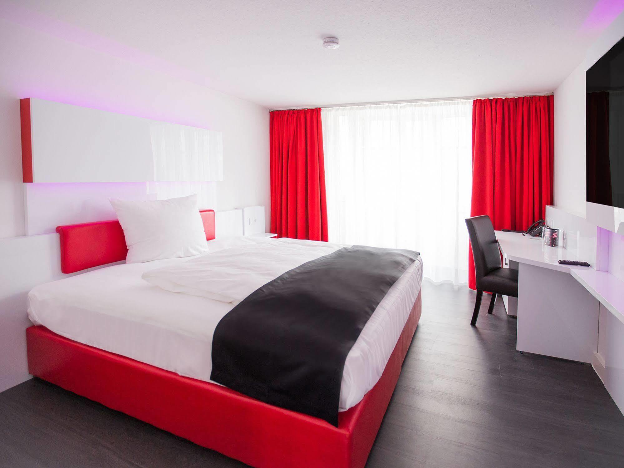 Dormero Hotel Филлинген-Швеннинген Экстерьер фото