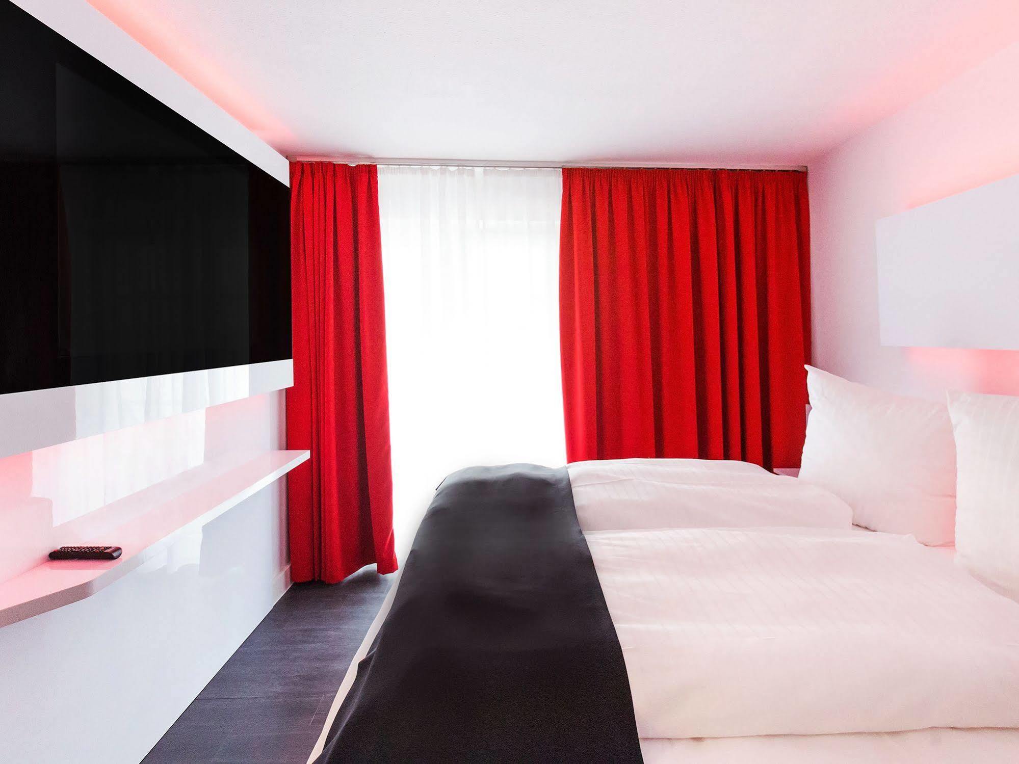 Dormero Hotel Филлинген-Швеннинген Экстерьер фото